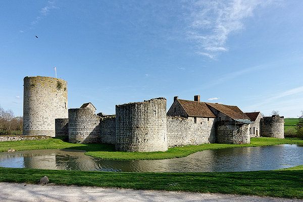 Château de Nesles